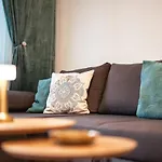 400m From Lift Belvedere - - Free Parking Apartamento *